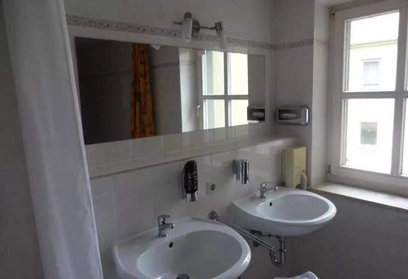 בית מלון כפרי Lausitzhof