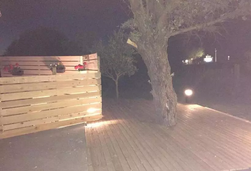 Hotell Mas Des Salicornes