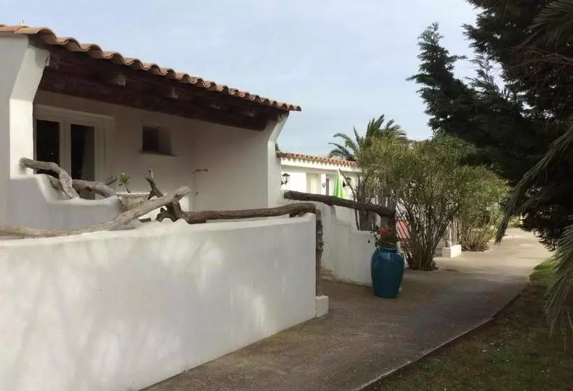 Hotell Mas Des Salicornes