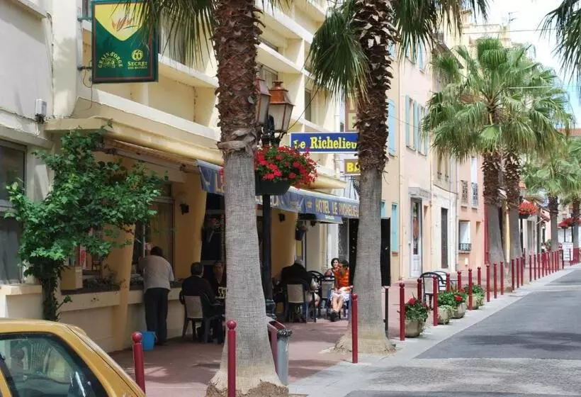 Отель Le Richelieu