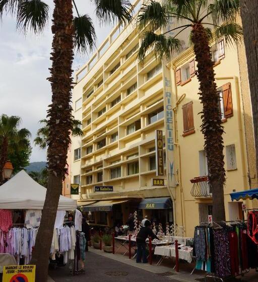 ホテル Le Richelieu