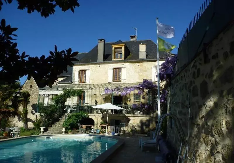 Hotelli Le Saint-robert