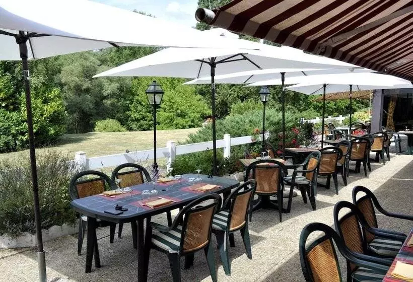 فندق Logis Le Relais De Pouilly