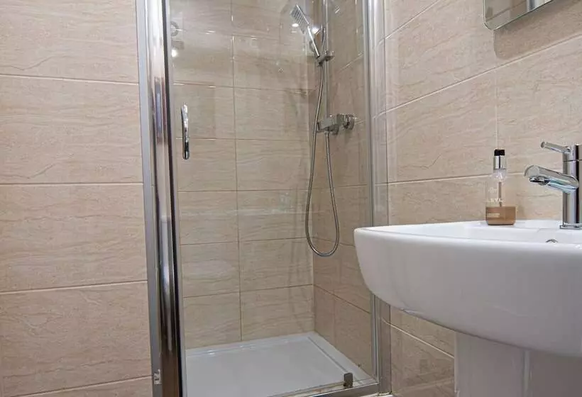 Отель Millstone Country Inn