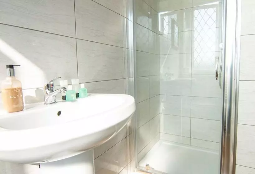 Отель Millstone Country Inn