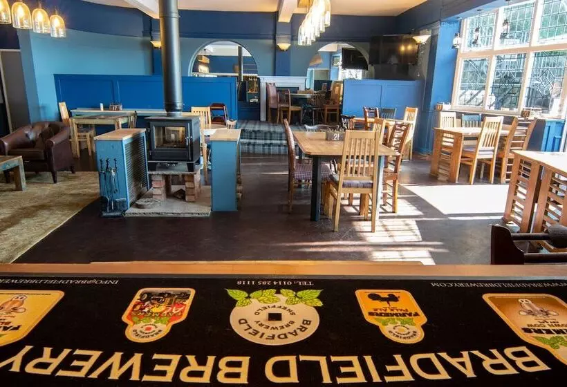 Отель Millstone Country Inn