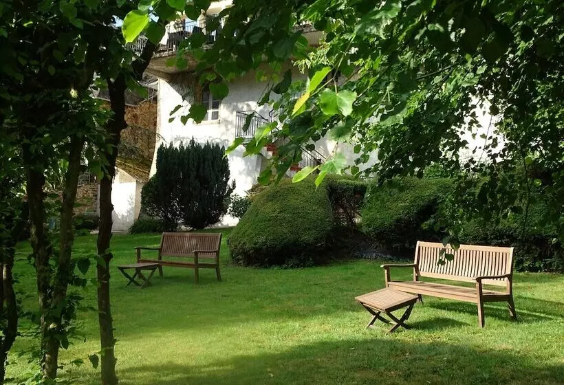 ホテル Hôtel Ambroise