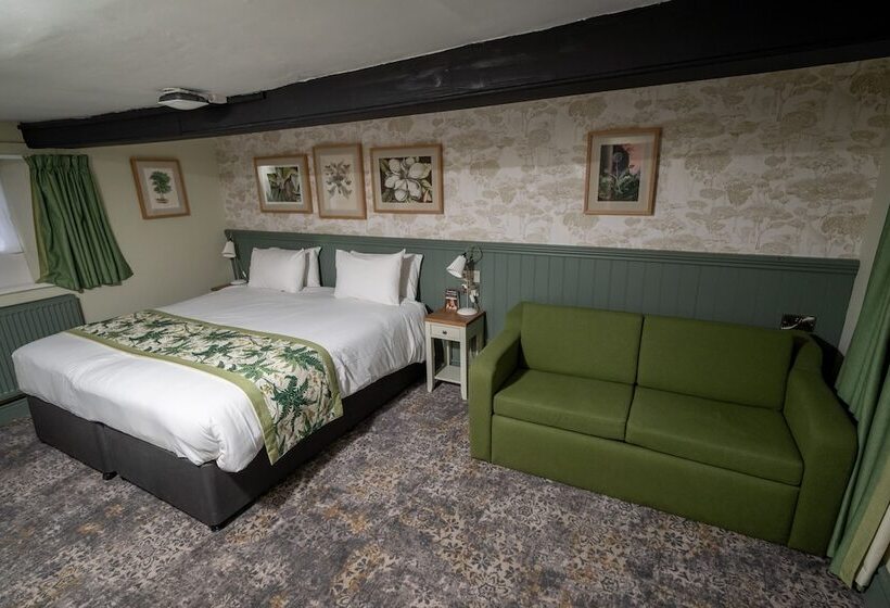 فندق Rockingham Arms By Greene King Inns