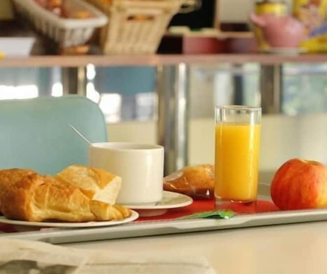 Отель Liberty Hôtel Rennes Ouest