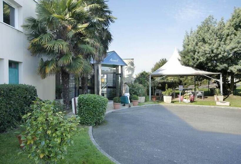 Отель Liberty Hôtel Rennes Ouest