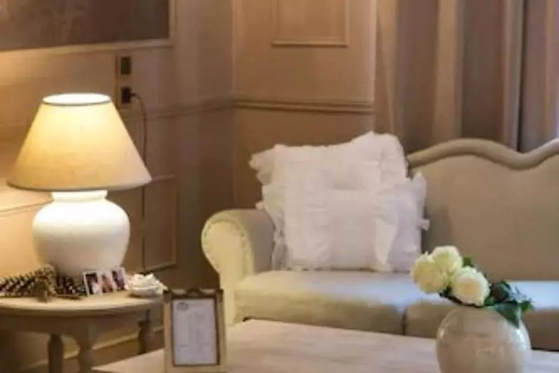 בית מלון כפרי The Originals Boutique, Hôtel De La Balance, Montbéliard