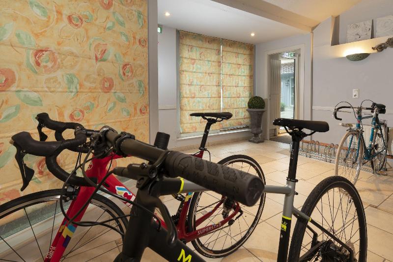 בית מלון כפרי The Originals Boutique, Hôtel De La Balance, Montbéliard