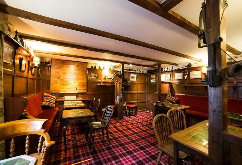 فندق The Pheasant Inn