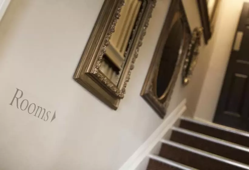 酒店 The White Horse Inn