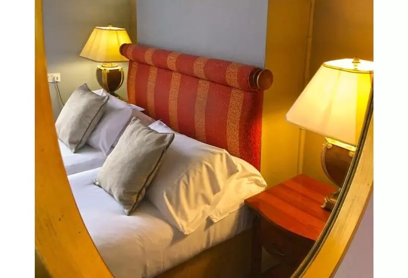 酒店 The White Horse Inn