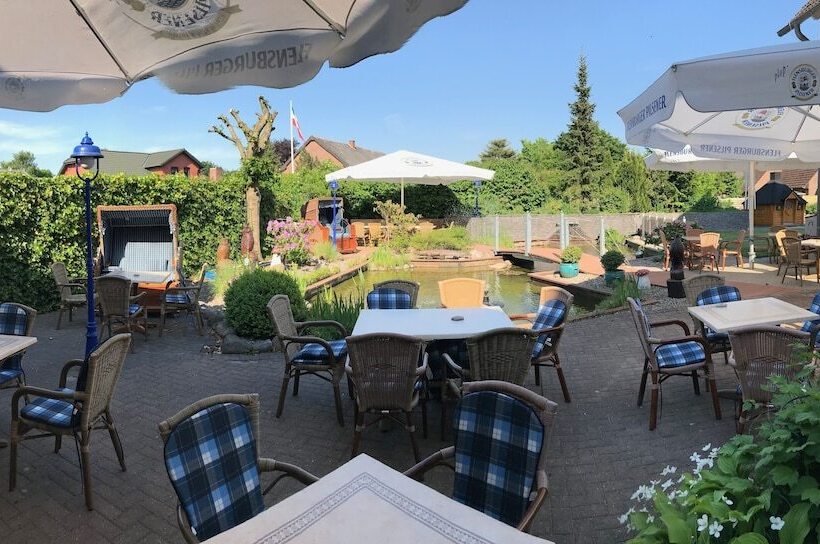 Отель Wikingerhof