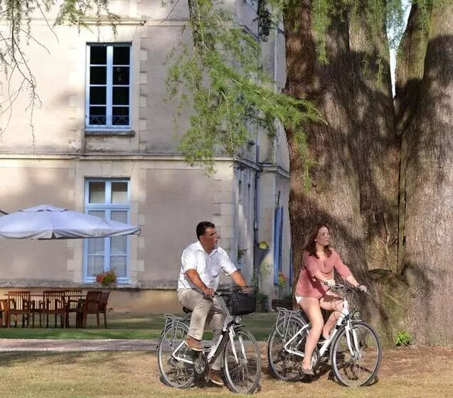 Logis Le Parc Hotel & Spa