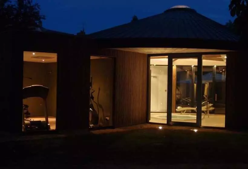 Logis Le Parc Hotel & Spa