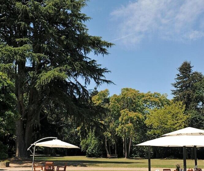 Logis Le Parc Hotel & Spa