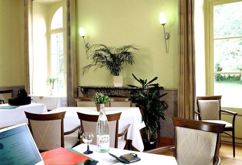 Logis Le Parc Hotel & Spa