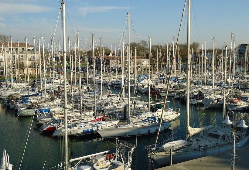 Residences De Bougainville