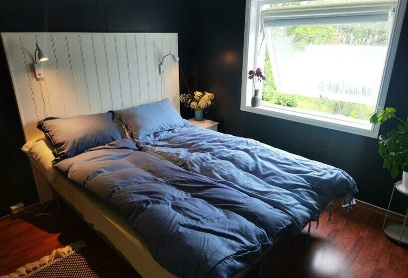 A Place That Feels Like Home. Free Parking