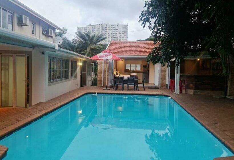 Africatamna Self Catering House