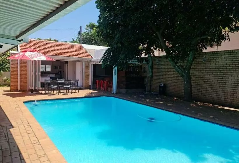 Africatamna Self Catering House