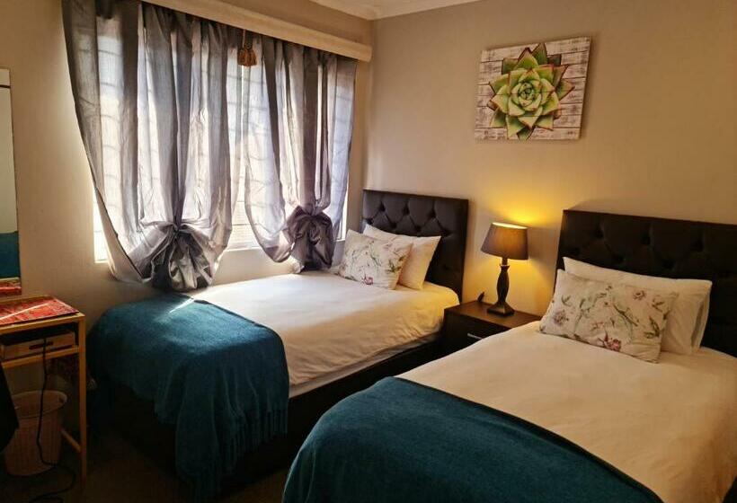 Africatamna Self Catering House