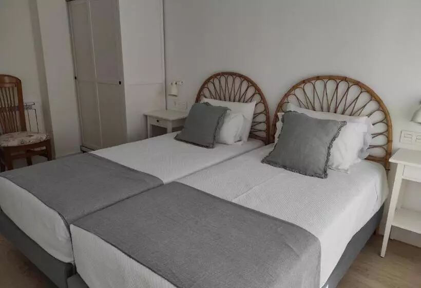 Apartamento A 140 M Playa Caneliñas  2 Habit. 4 6 Pax