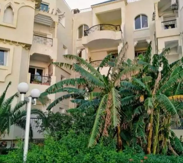 Eline Apartment