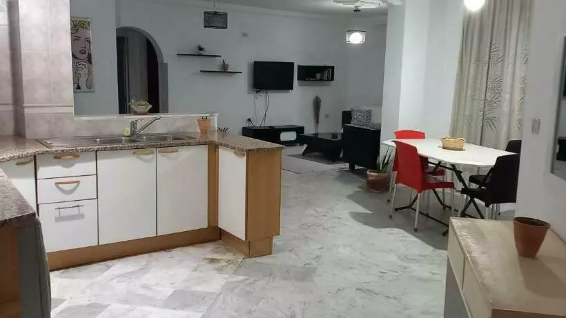 Eline Apartment