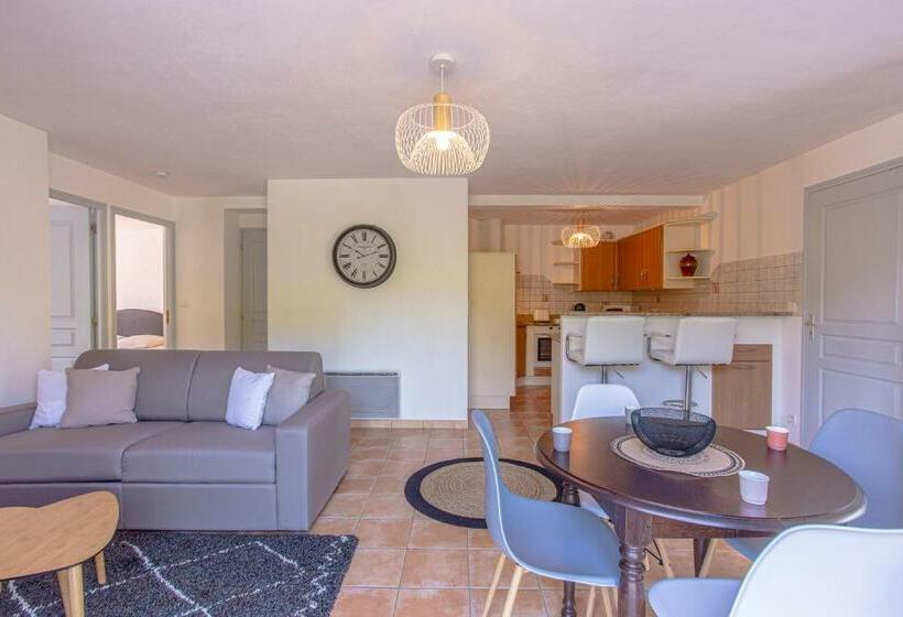 Superbe Appartement Avec Terrasse Et Vue Dégagée