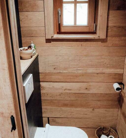 The Woodpecker Lodge