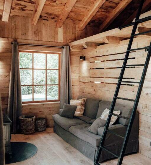 The Woodpecker Lodge