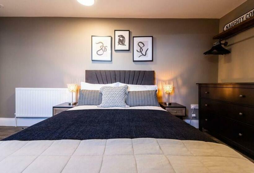 Veyron Apartments Part Of The V Group