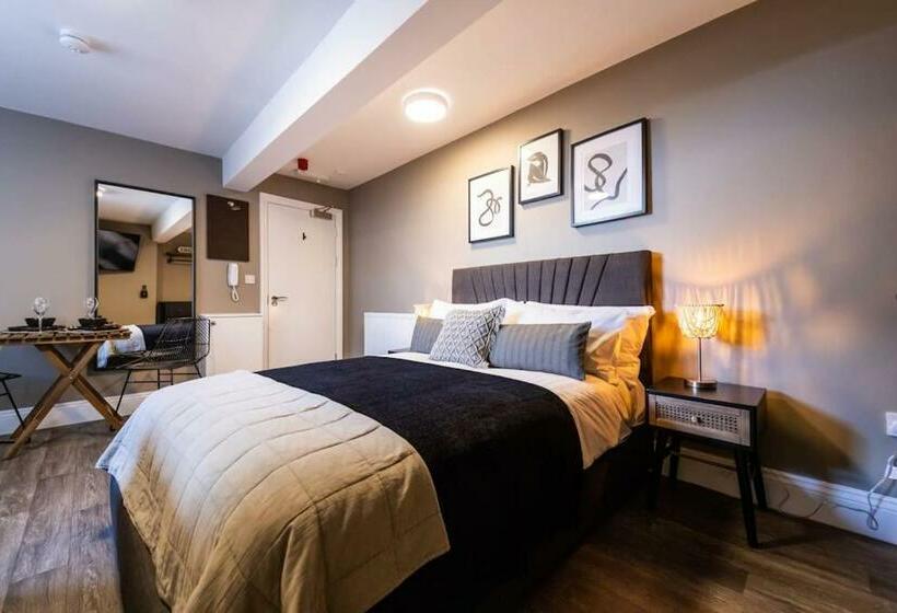 Veyron Apartments Part Of The V Group