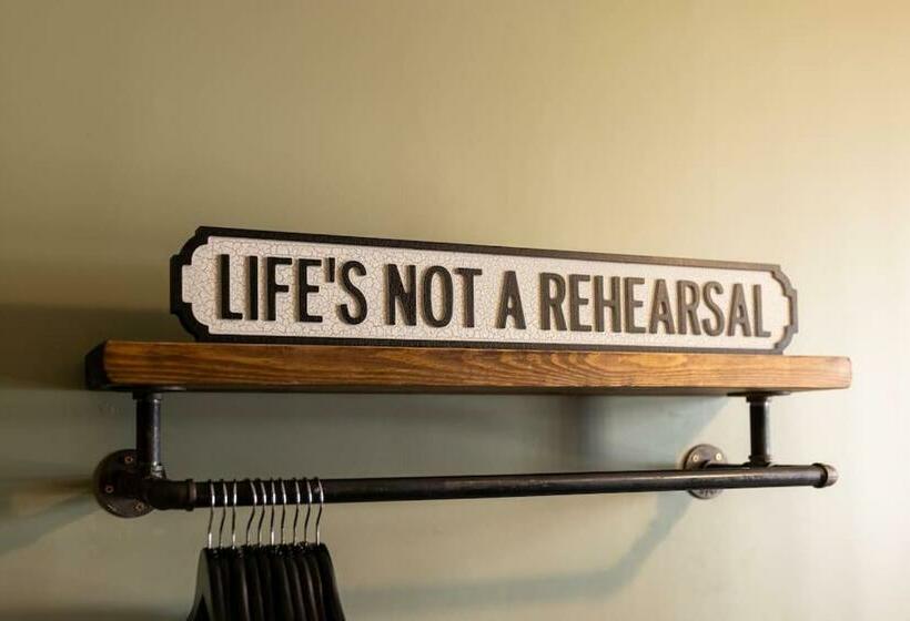 Veyron Apartments Part Of The V Group