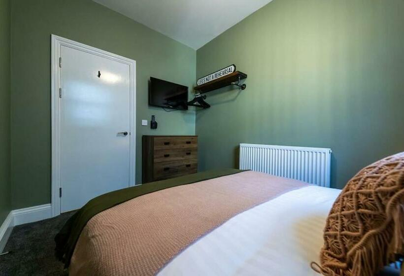 Veyron Apartments Part Of The V Group