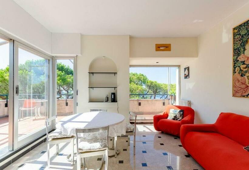 Altido Flat With Terrace & Sea View