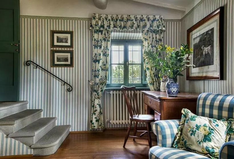 Villa Colonica Tuori At Tenuta Schifanoia