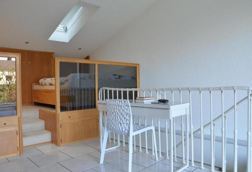 Großzügige Wohnung über 2 Ebene In Landschaftlich Schöner Lage Mit Gartenblick