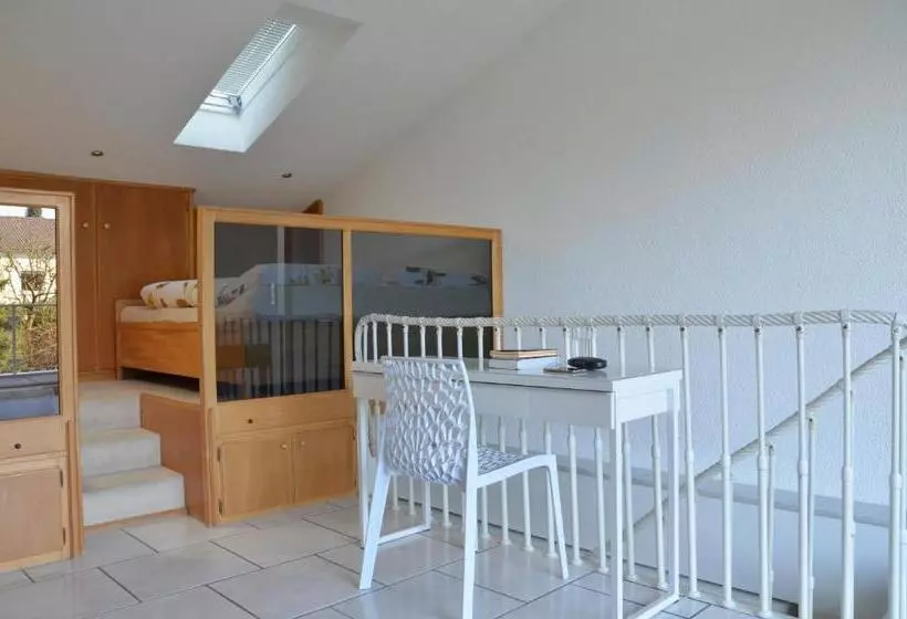 Großzügige Wohnung über 2 Ebene In Landschaftlich Schöner Lage Mit Gartenblick