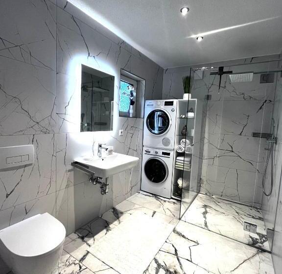 Großzügige Wohnung über 2 Ebene In Landschaftlich Schöner Lage Mit Gartenblick