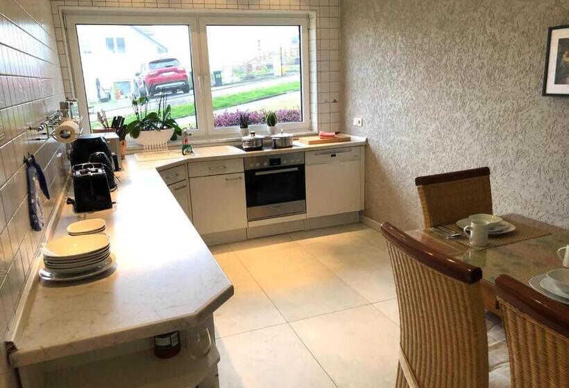 Großzügige Wohnung über 2 Ebene In Landschaftlich Schöner Lage Mit Gartenblick