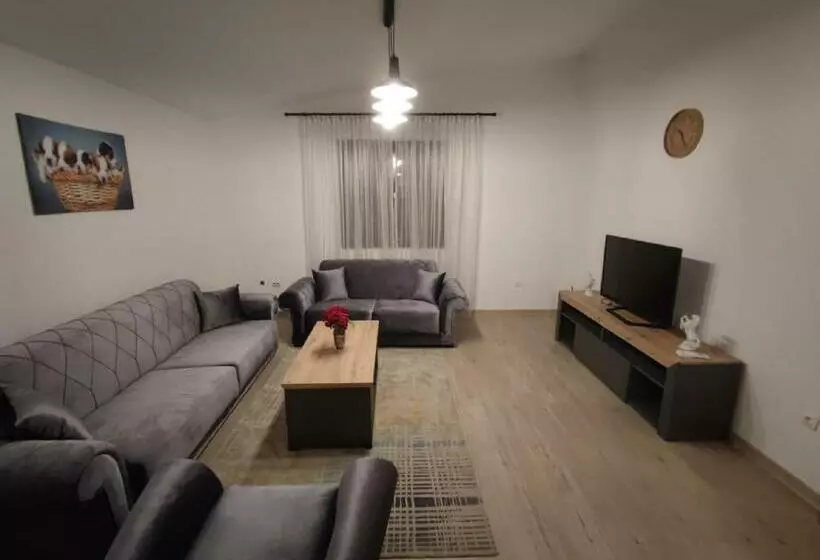 Guest House Tomba