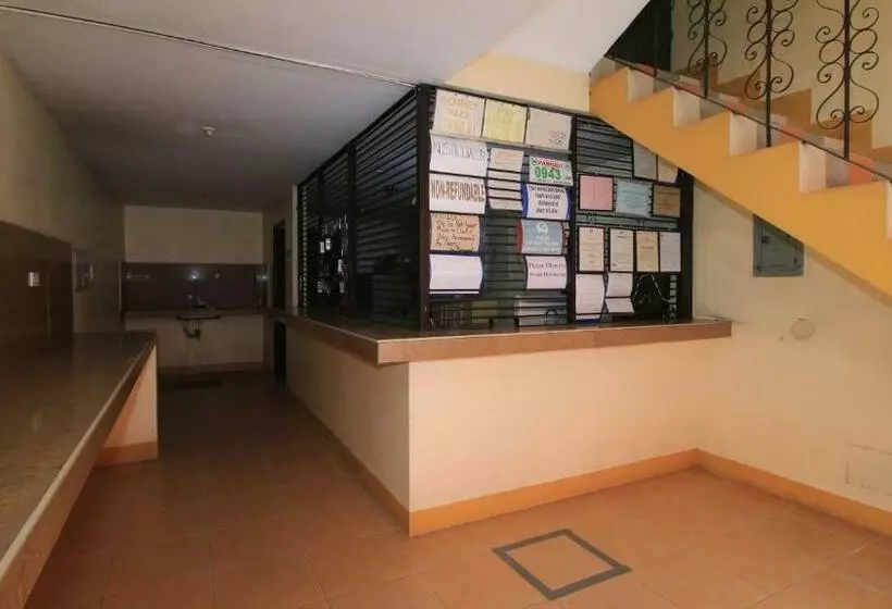 Golden Success Hotel I By Reddoorz