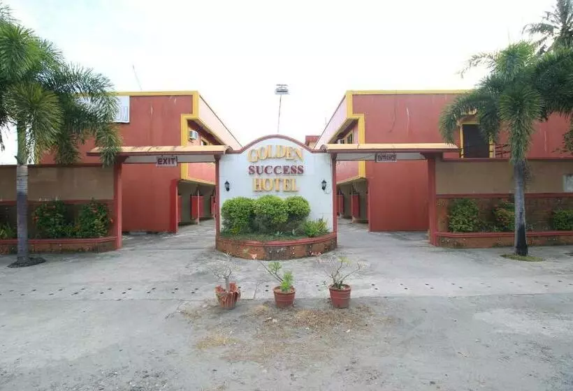 Golden Success Hotel I By Reddoorz