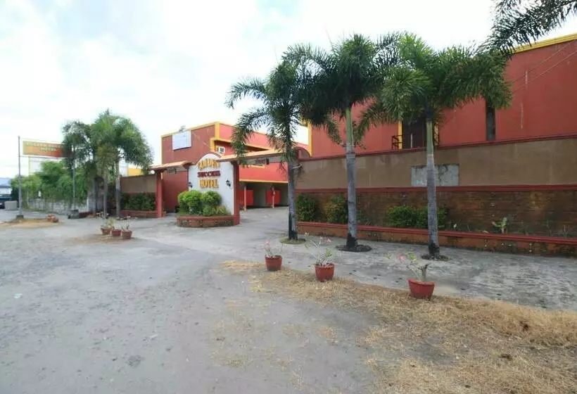 Golden Success Hotel I By Reddoorz