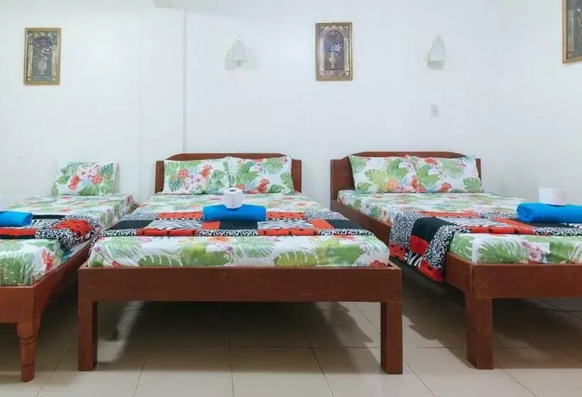 Golden Success Hotel I By Reddoorz